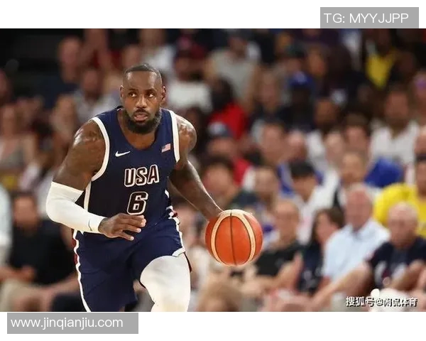 明星篮球赛意外频发一球砸中头部引发热议与关注